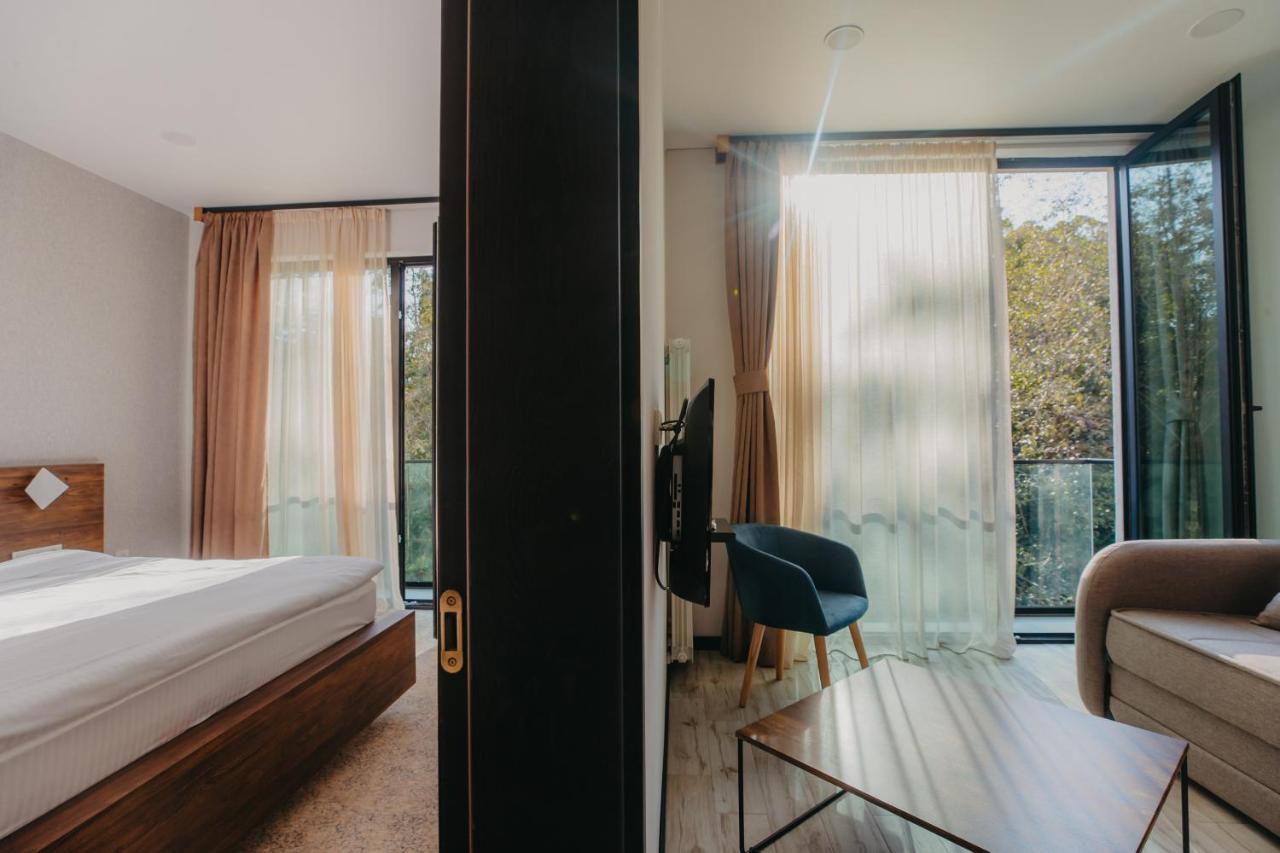 Capo Verde Hotel Batumi Zewnętrze zdjęcie