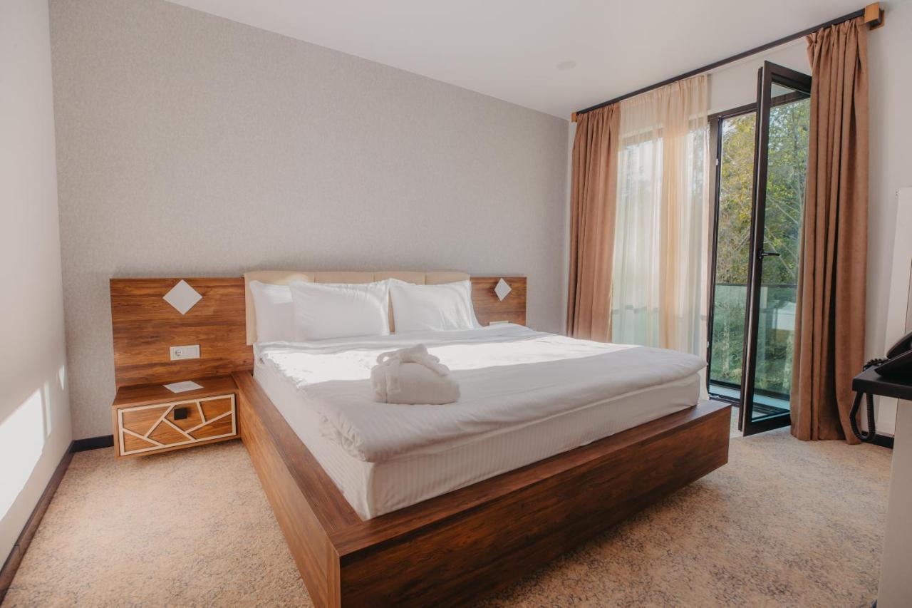Capo Verde Hotel Batumi Zewnętrze zdjęcie