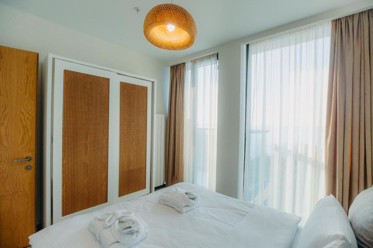 Capo Verde Hotel Batumi Zewnętrze zdjęcie