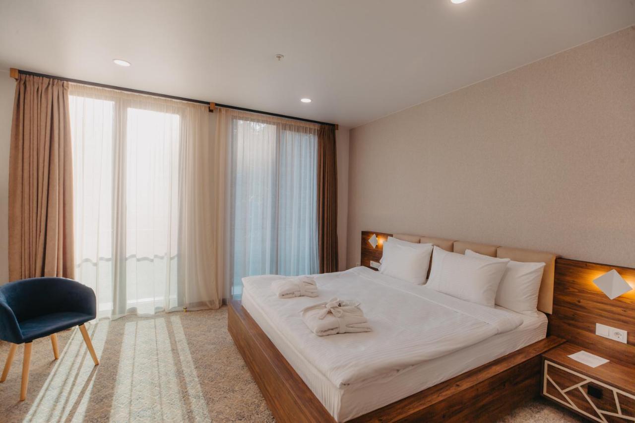 Capo Verde Hotel Batumi Zewnętrze zdjęcie