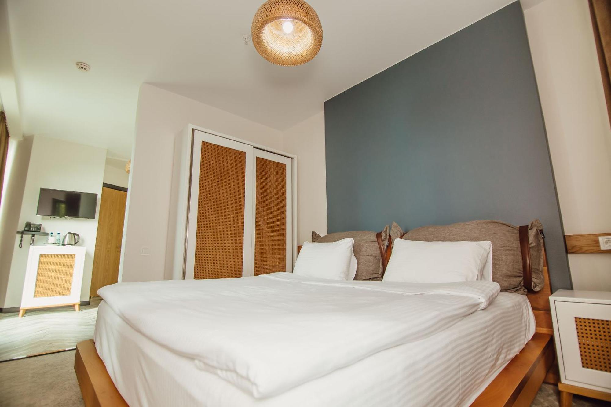 Capo Verde Hotel Batumi Zewnętrze zdjęcie
